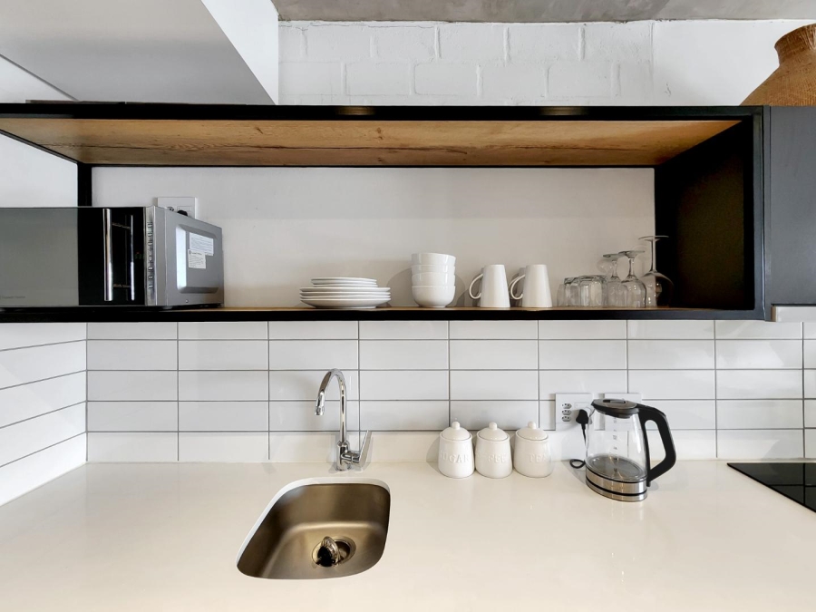 1 Bedroom Property for Sale in Sea Point Western Cape